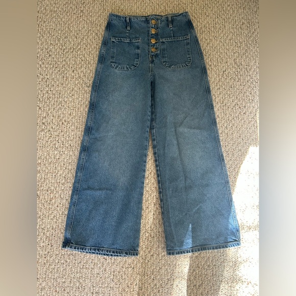 Zara High Waist Wide Leg Cropped Denim Jeans with Buttons - Picture 2 of 6